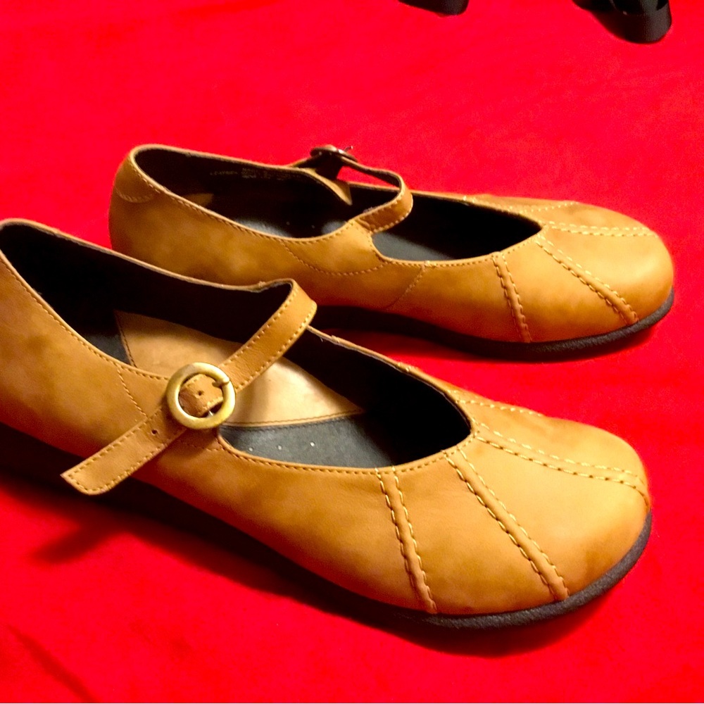 Dansko RoundToe Mary Janes